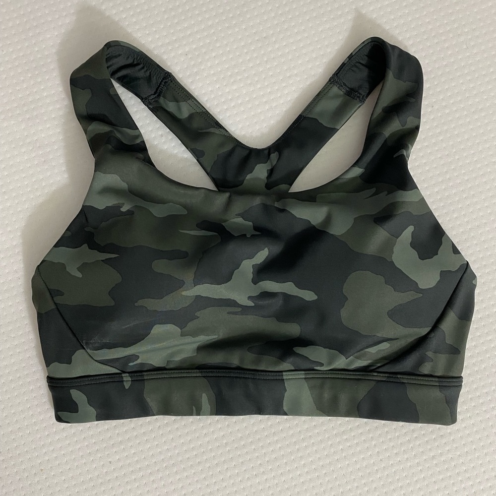Athleta green camo sports bra D-DD